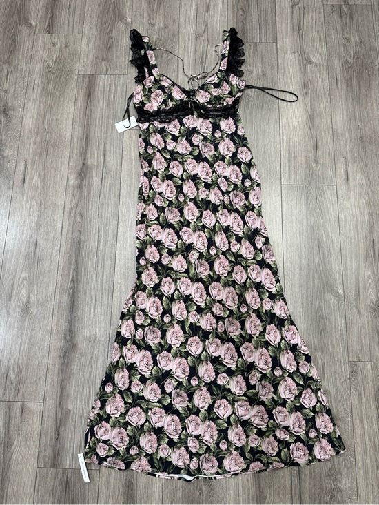 For Love And Lemons Dresses & Skirts - NWT For Love & Lemons Fallen Rose Print Maxi Dress SZ XL